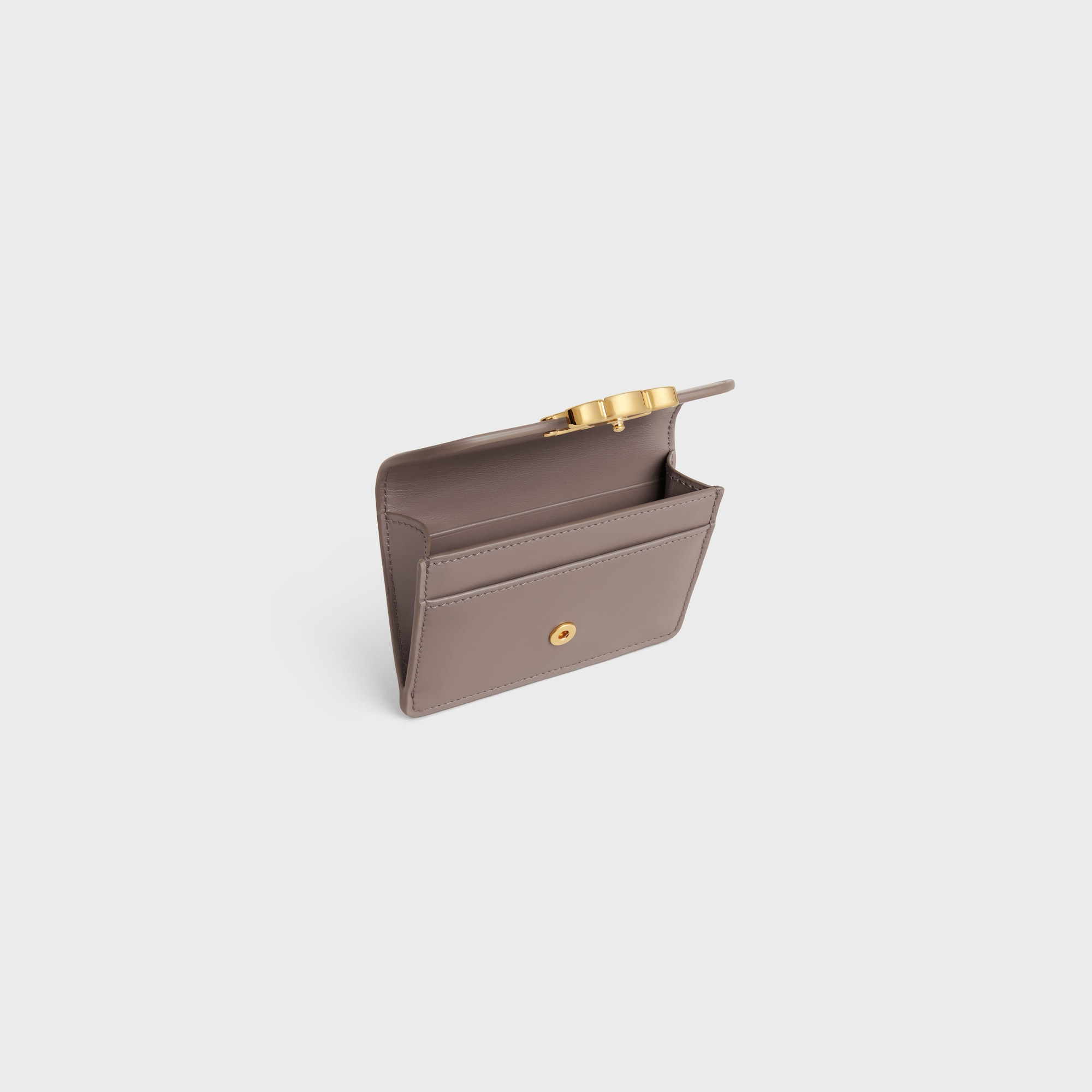 CARD HOLDER WITH FLAP TRIOMPHE IN SHINY CALFSKIN PEBBLE - Image 4